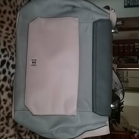 Ivanka Trump purse - Picture 2 of 4